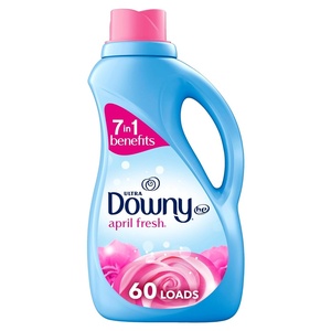 Downy Soft, 2 in 1 Soft and Fresh Liquid Fabric Softener, Cool Cotton, 140 fl oz, 190 Loads, Fabric Conditioner Liquid provides softness and freshness for fabrics(1 Count (Pack of 1))